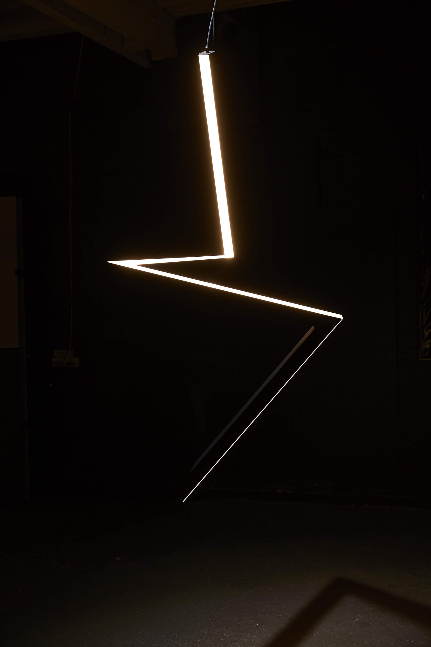 Flash Sculptural Pendant Light Pendant Light ILANEL