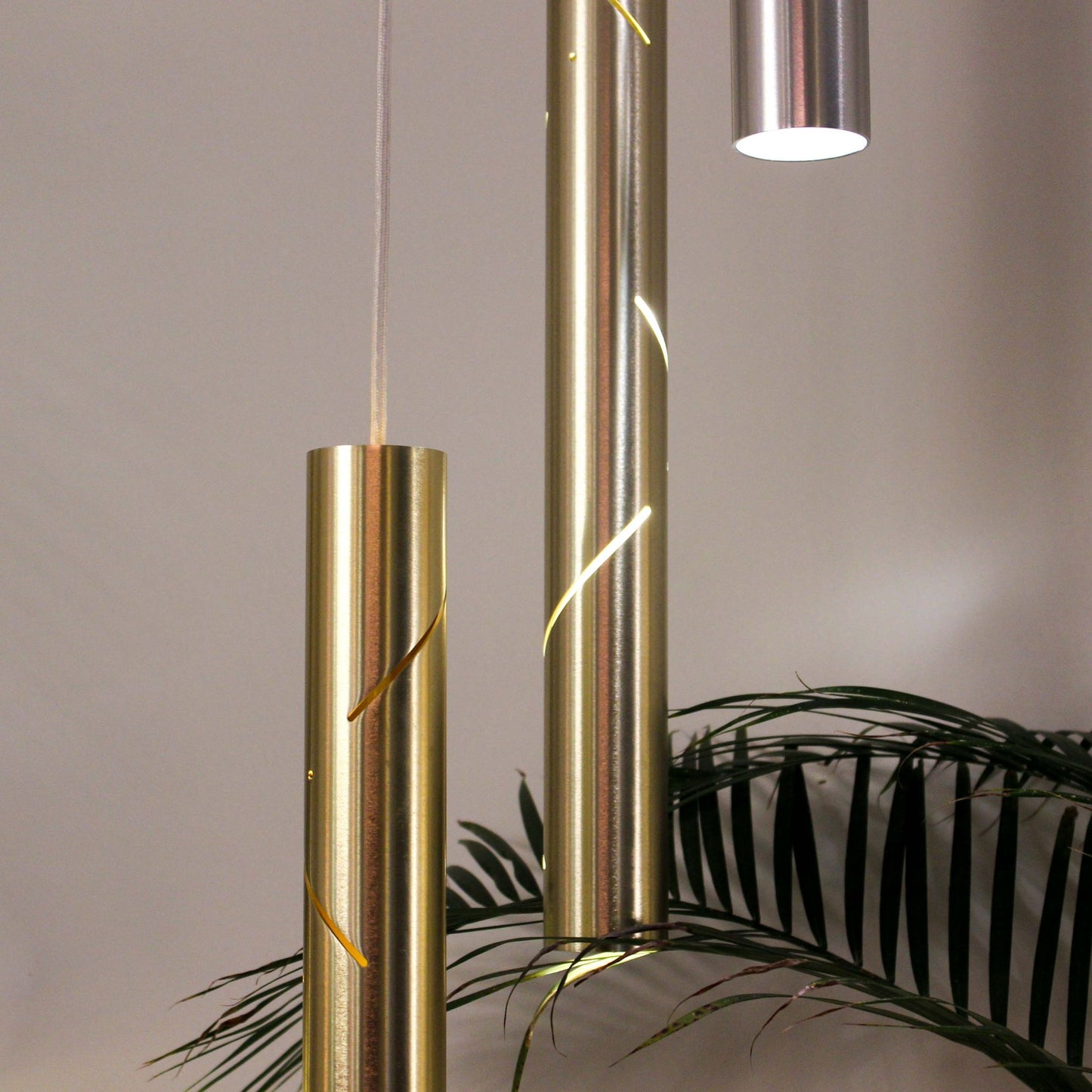 Black Rain 3-Drop Pendant Light Pendant Light ILANEL