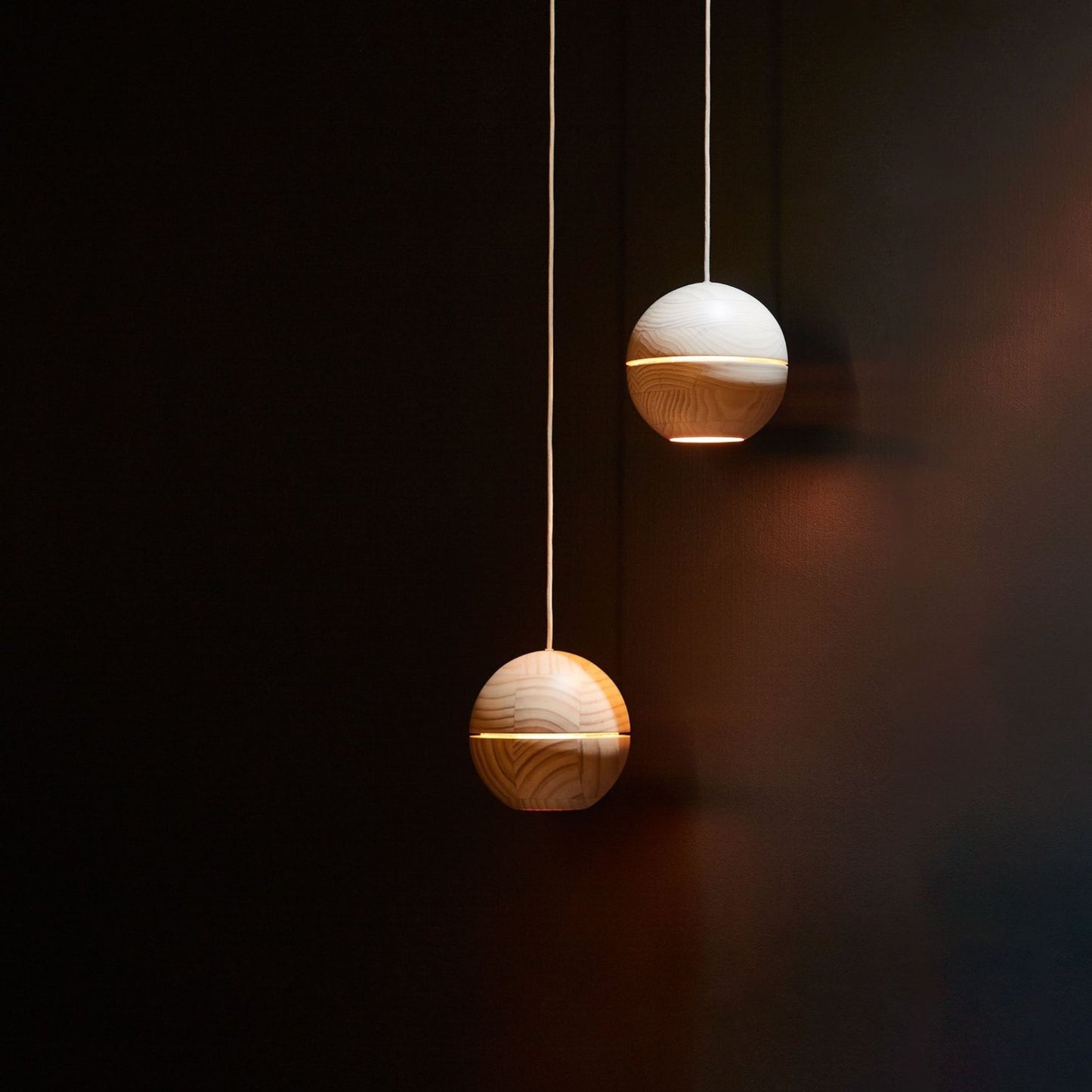 Saturn Cosmic Table Lamp Table Lamp ILANEL