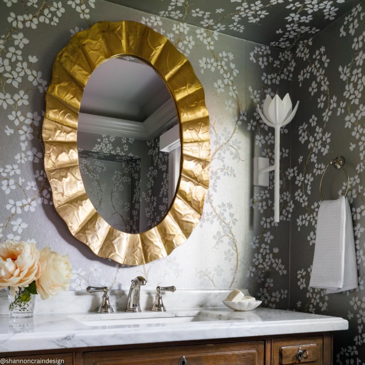 Julie Neill Alberto Medium Plaster White Leaf Wall Sconce Wall Light Bloomingdales Lighting