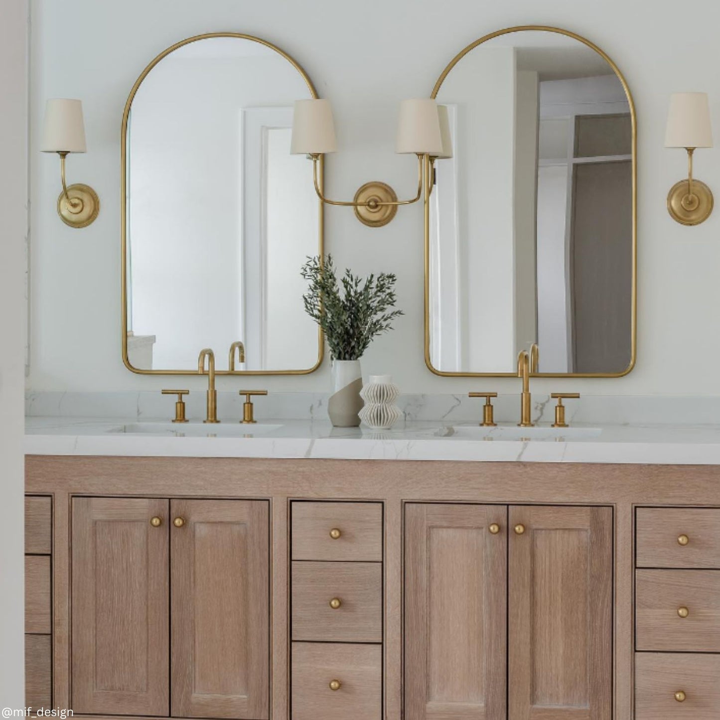 Thomas O'Brien Vendome Linen Single Wall Sconce - Brass Wall Light Bloomingdales Lighting