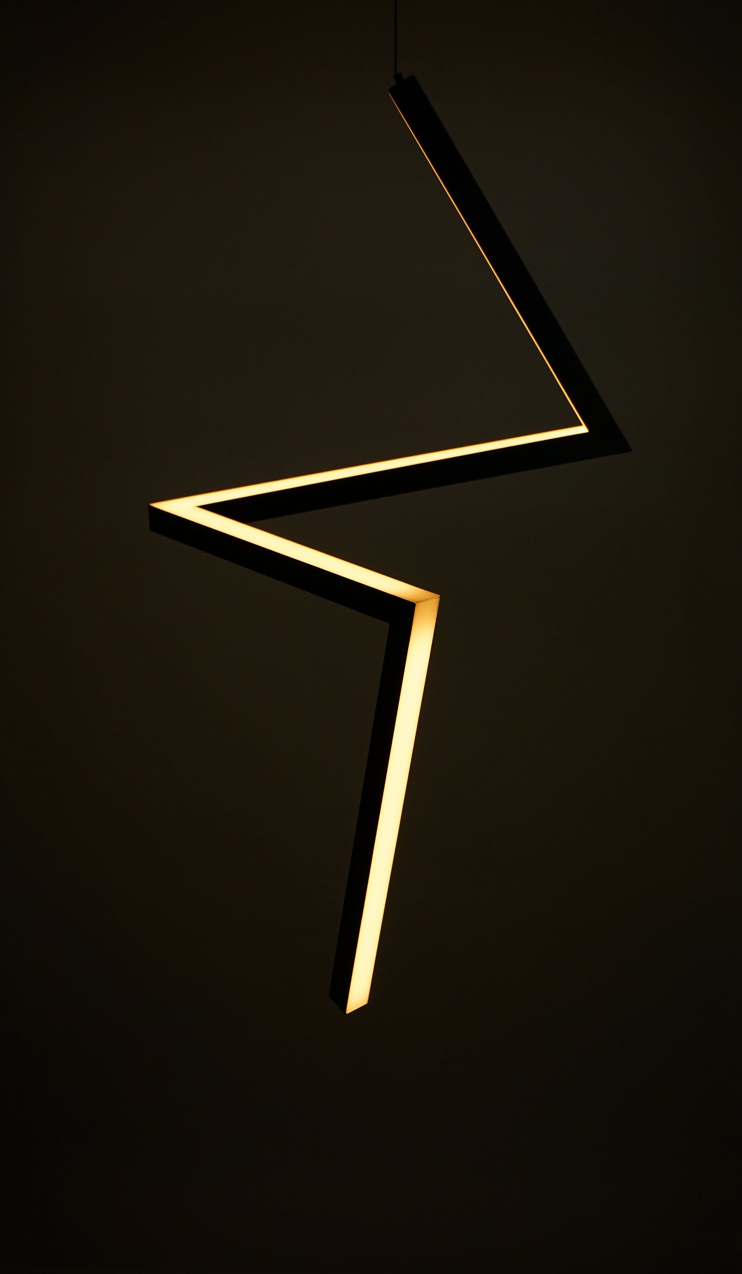 Flash Sculptural Pendant Light Pendant Light ILANEL