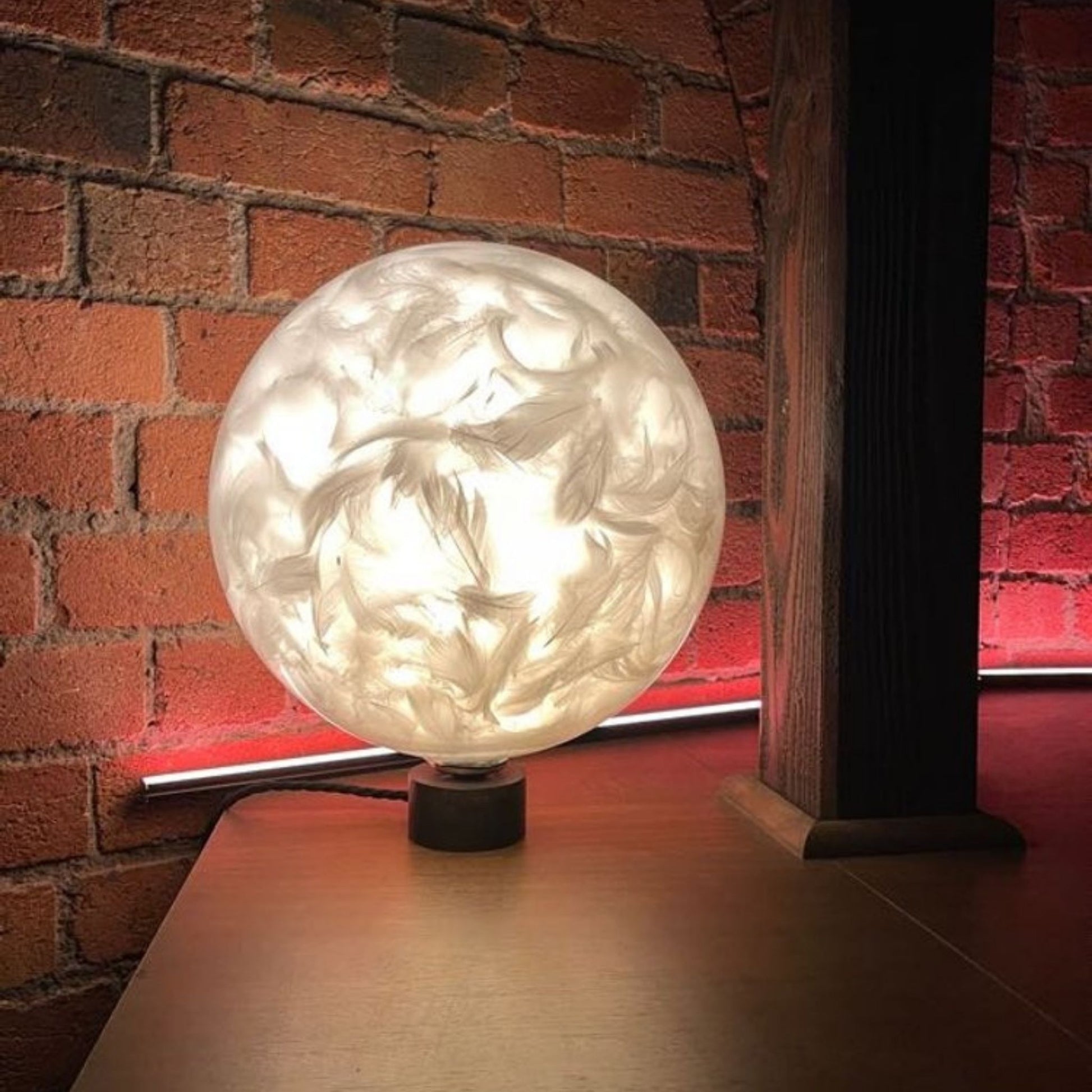 Orb Feather Glass Table Lamp Table Lamp ILANEL 30 cm