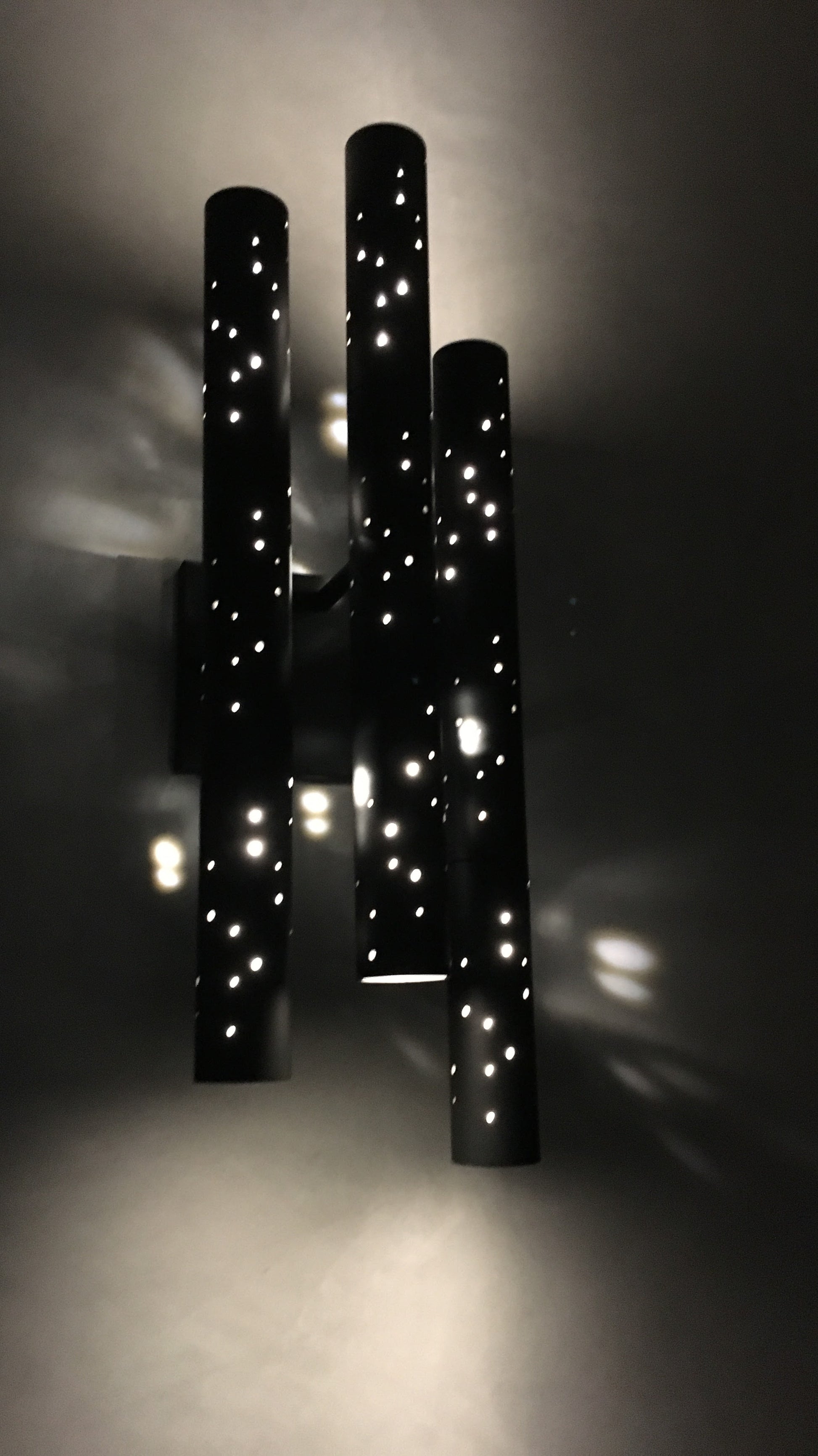 Stardust Triple Fluted Wall Light Wall Light ILANEL