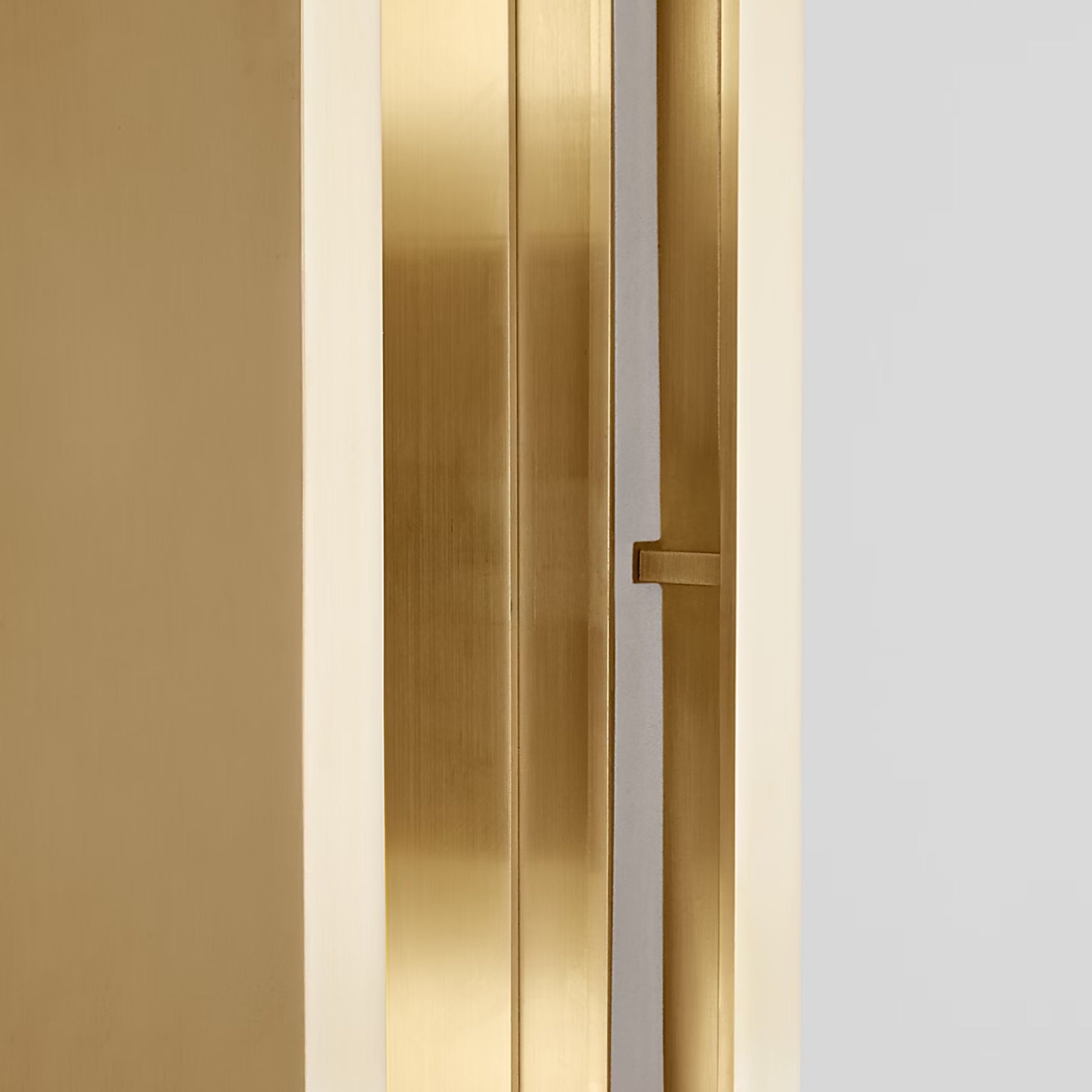 Kelly Wearstler Melange Elongated 20" Alabaster Wall Sconce Wall Light Bloomingdales Lighting