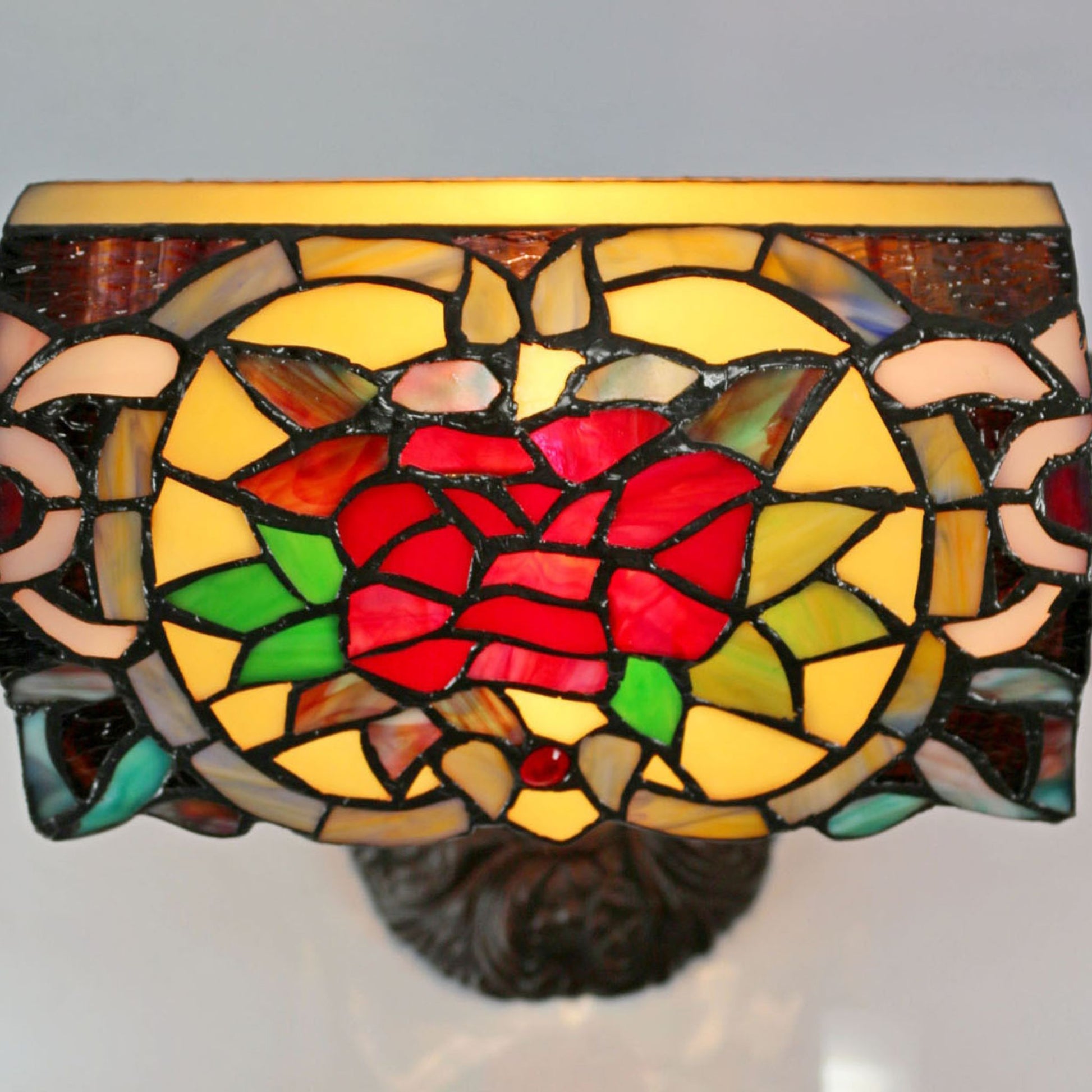 Red Camellia Bankers Stained Glass Table Lamp Table Lamp G&G Bros