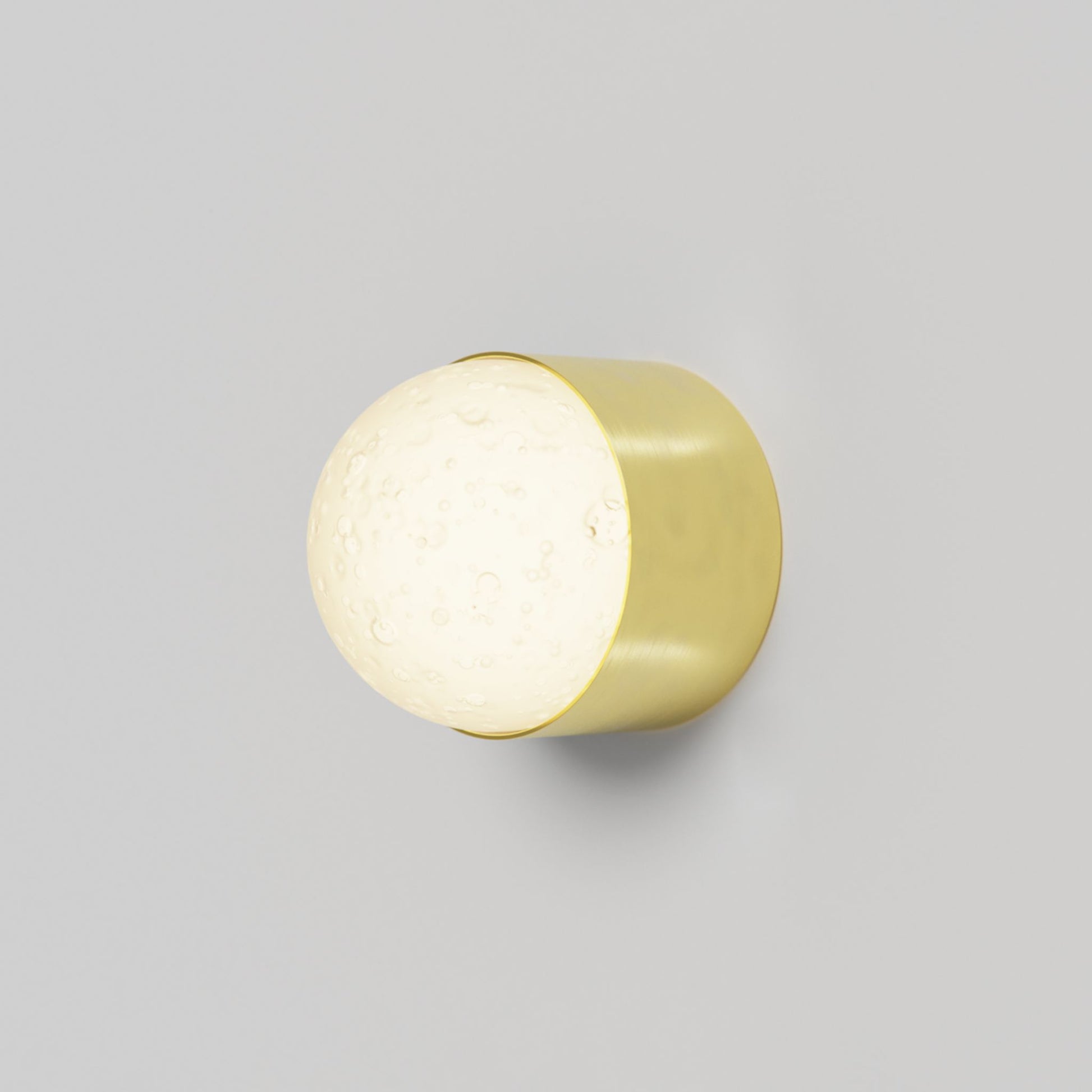Snowball Glass Wall Light Wall Light ILANEL