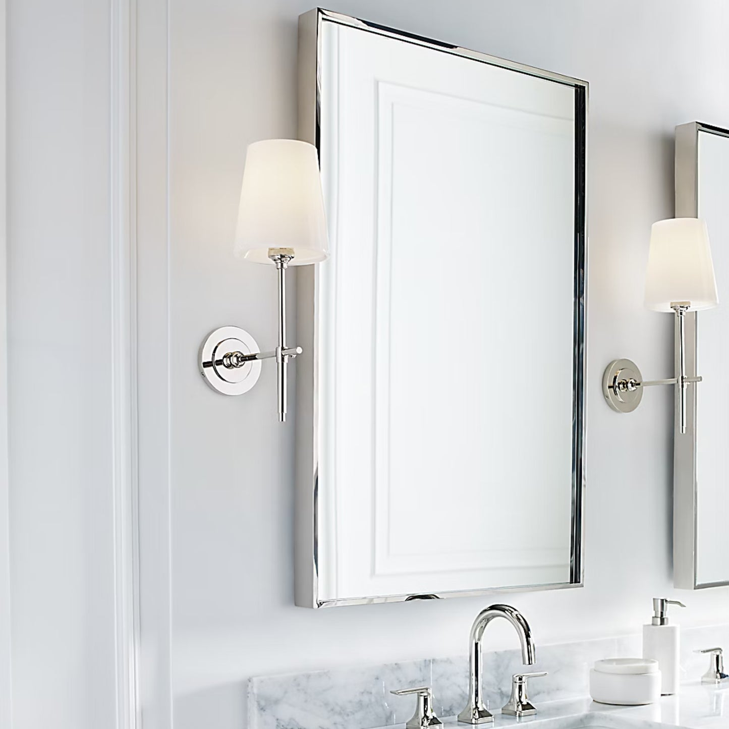 Thomas O'Brien Bryant Glass Wall Sconce Wall Light Bloomingdales Lighting