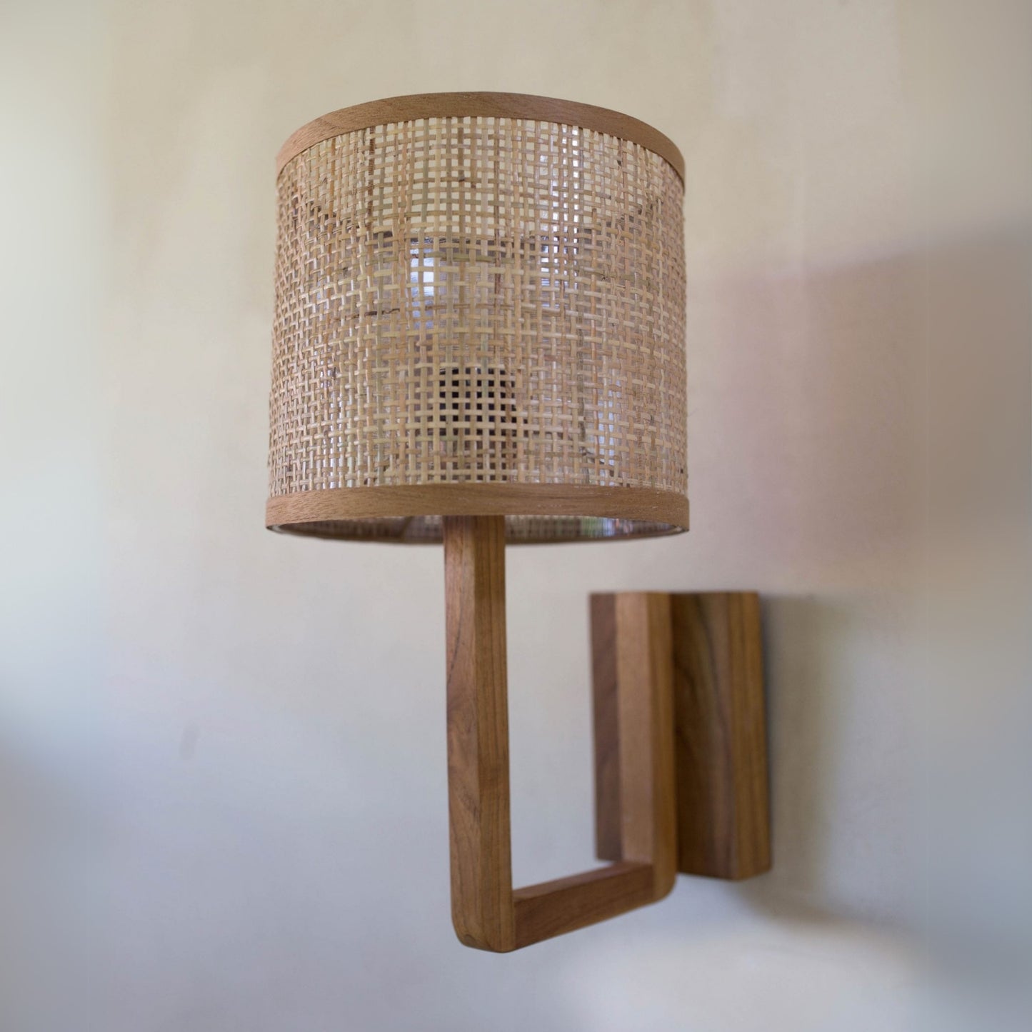 Copenhagen Natural Rattan Wall Sconce Wall Light Gypset Cargo