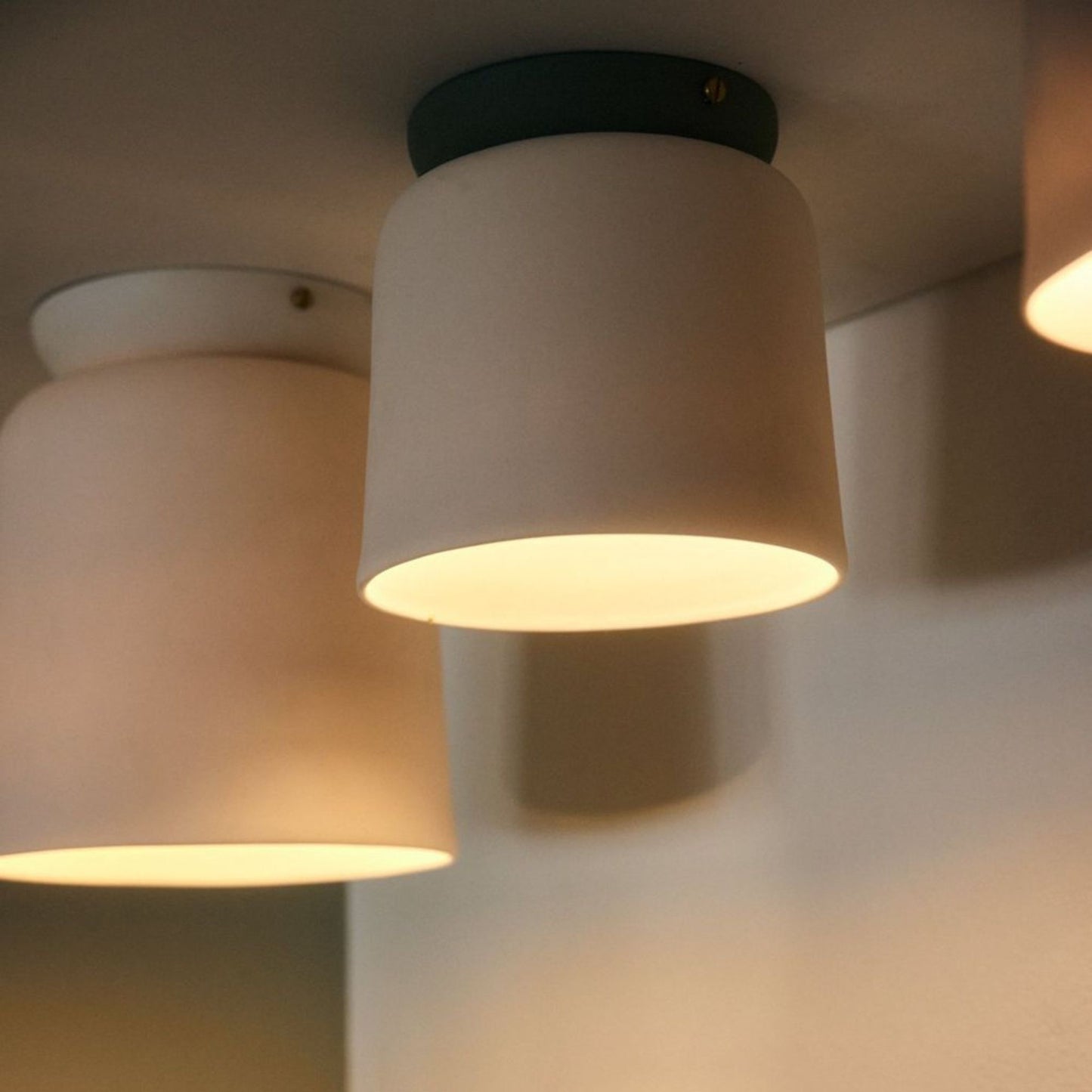 Dawn Ceramic Ceiling Light Ceiling Flush Mount Studio Enti