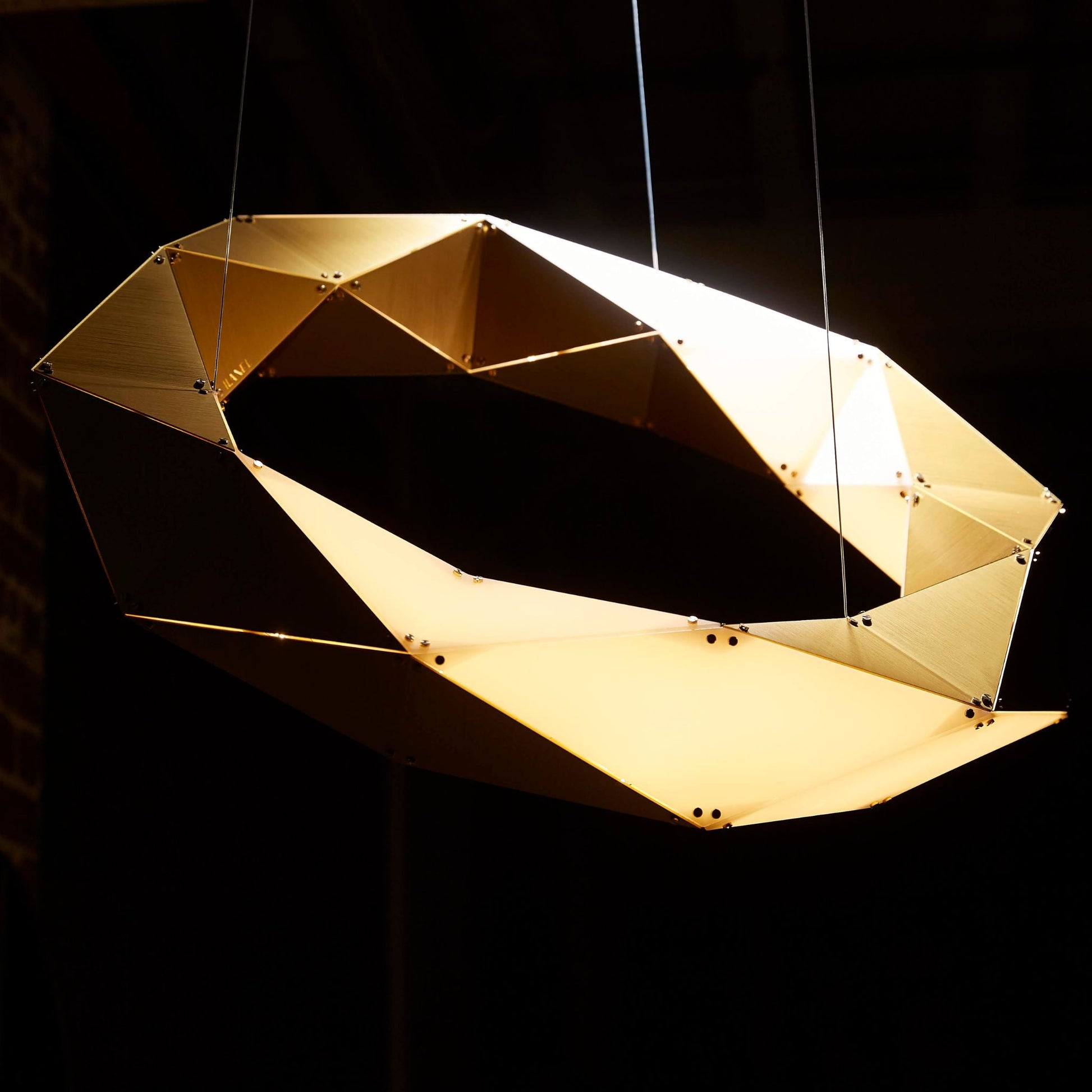 Supernova Shard Round Pendant Light Pendant Light ILANEL