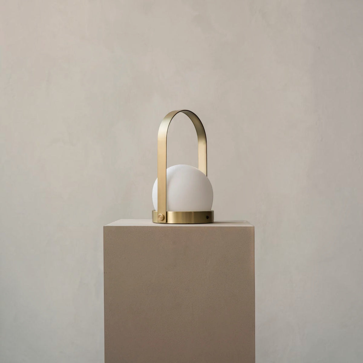 Audo CPH Carrie Glass Portable Lamp - Brushed Brass Portable Lamp Design Mode
