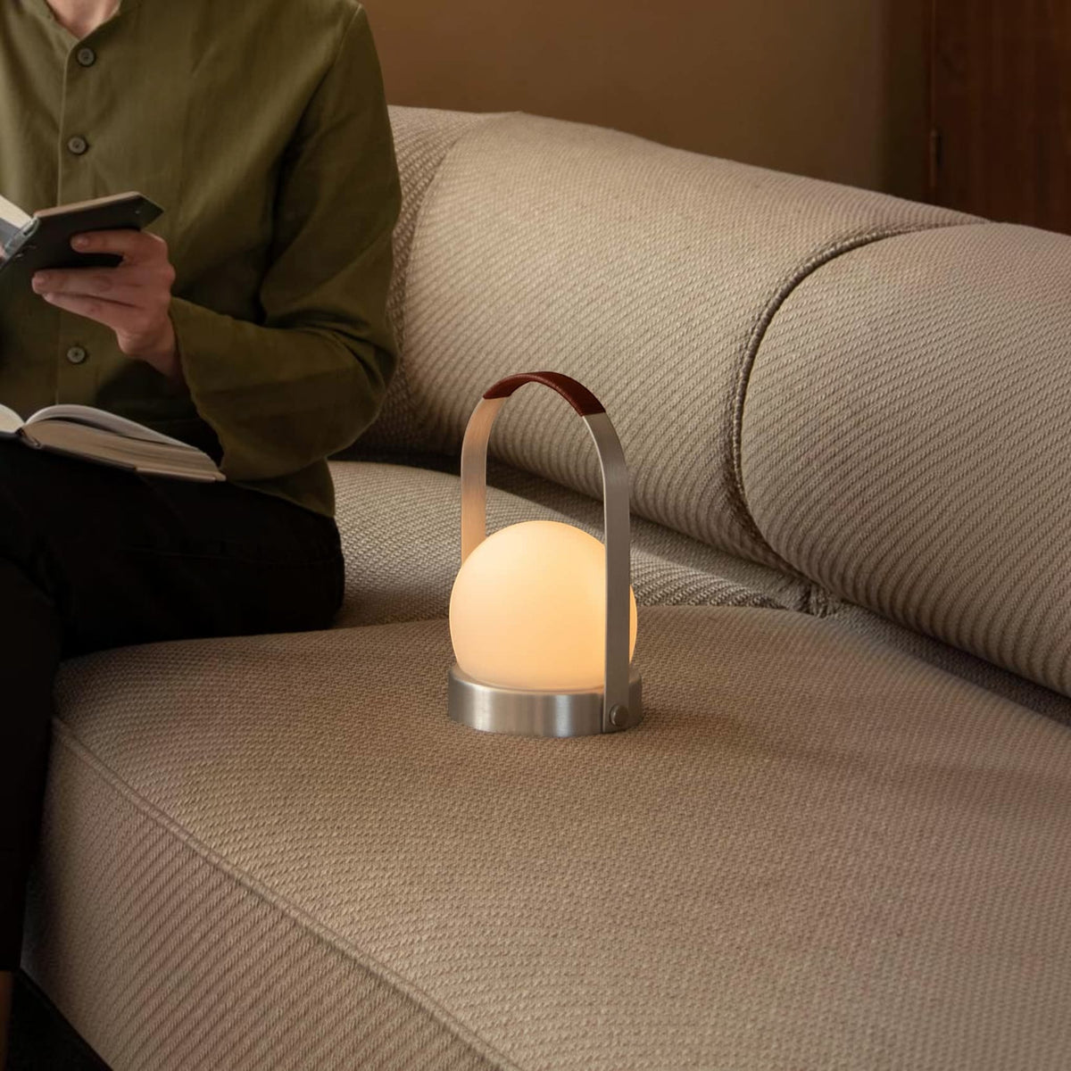 Audo CPH Carrie Leather Portable Lamp - Brushed Aluminium Table Lamp Design Mode