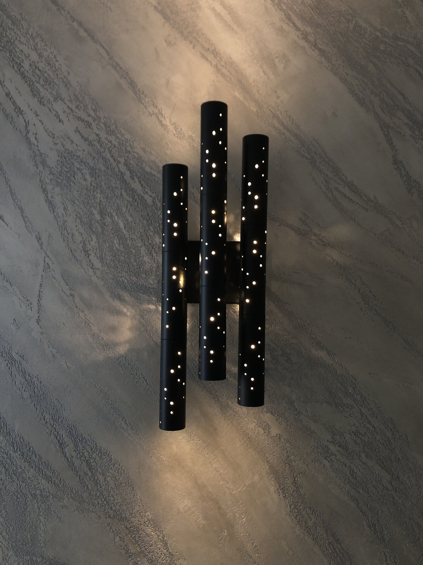 Stardust Triple Fluted Wall Light Wall Light ILANEL