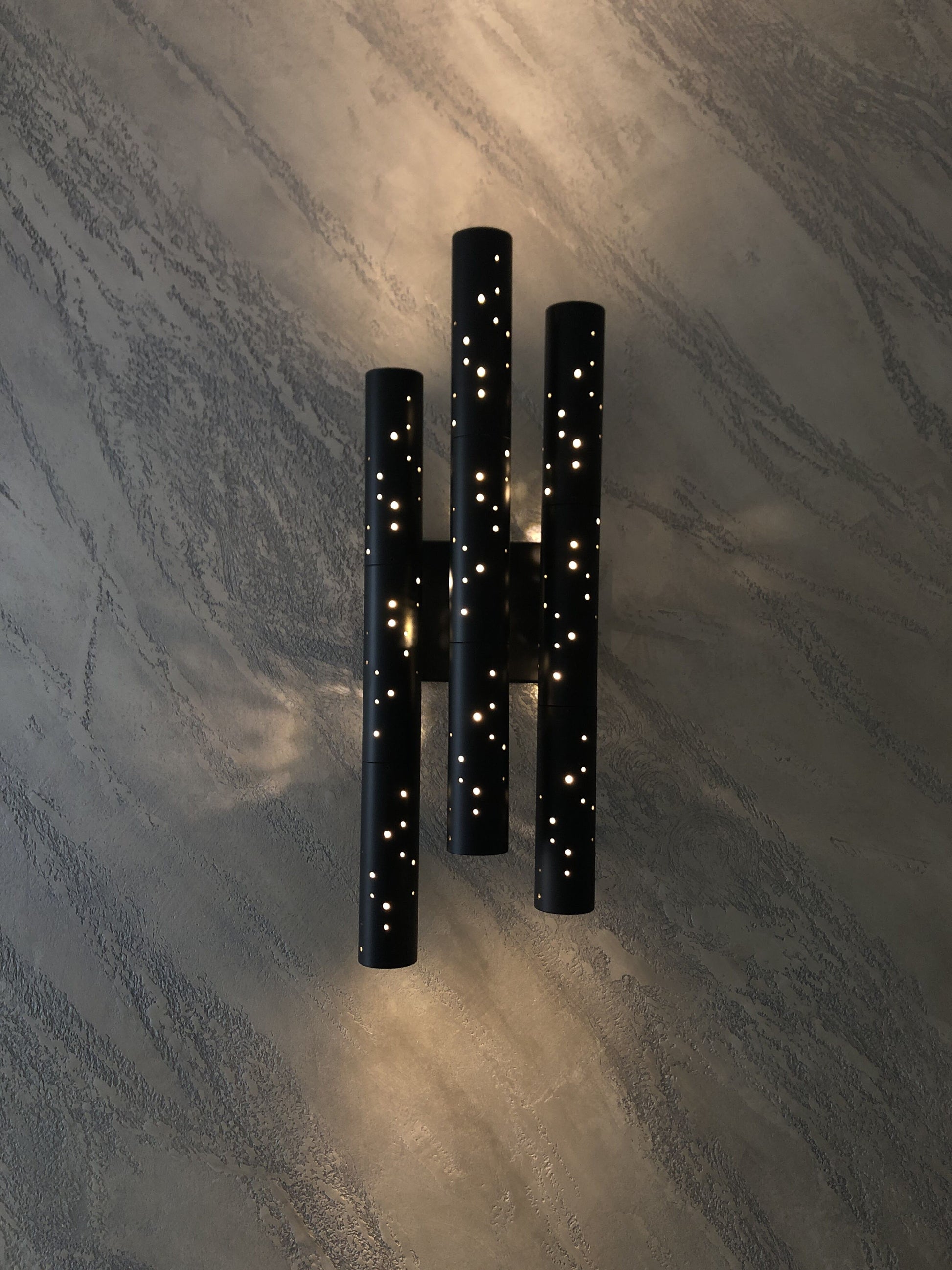 Stardust Triple Fluted Wall Light Wall Light ILANEL
