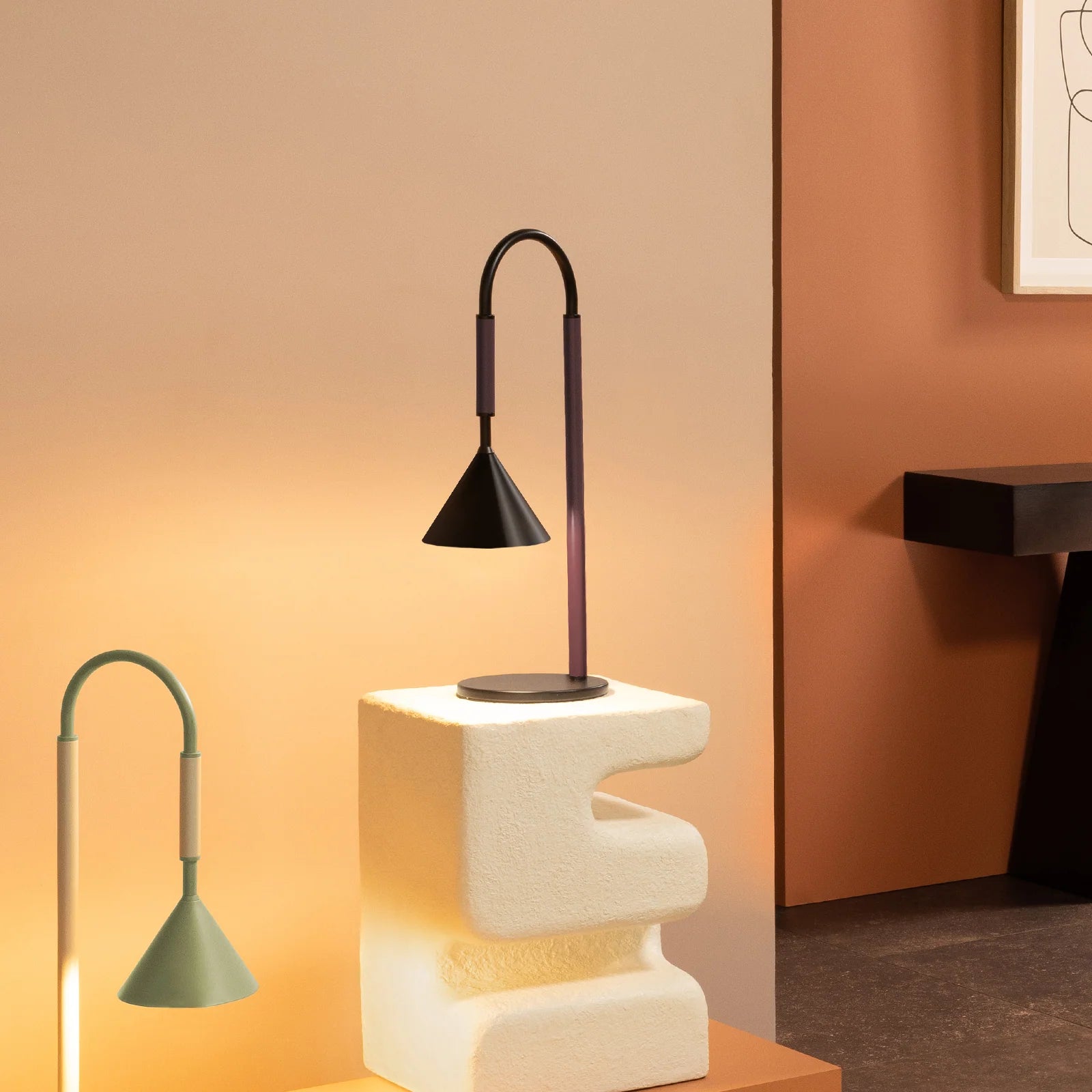Venna Curved Table Lamp Table Lamp Mayfield Lighting