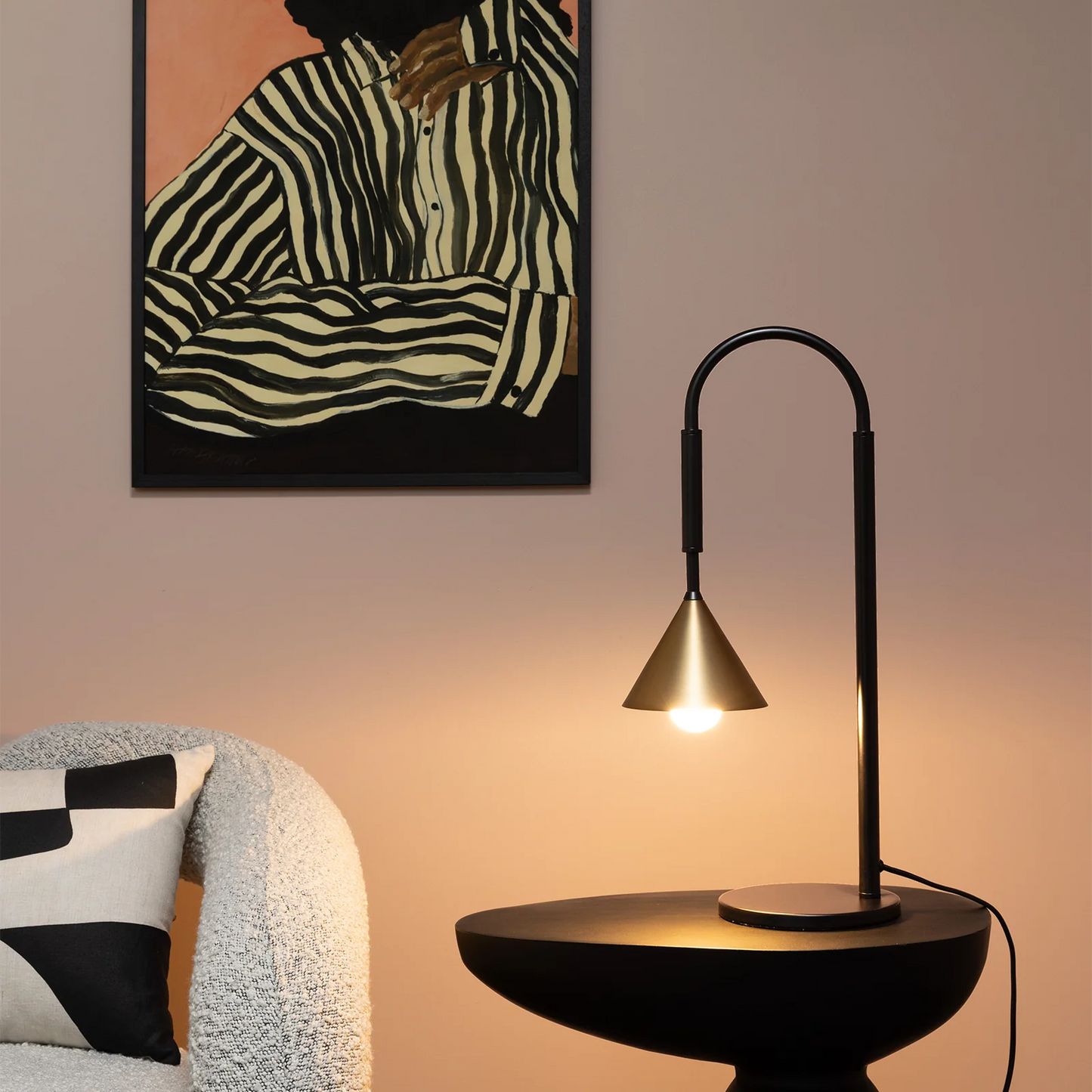 Venna Curved Table Lamp Table Lamp Mayfield Lighting