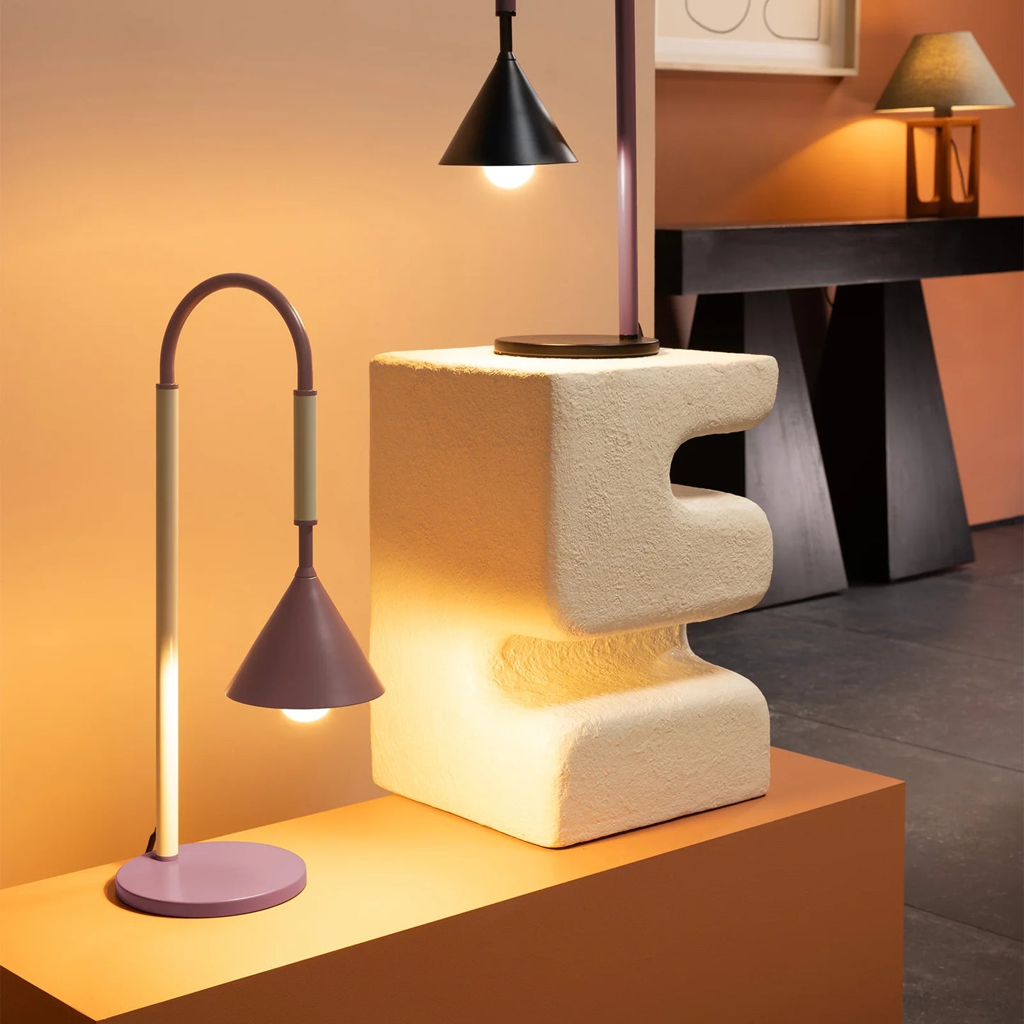 Venna Curved Table Lamp Table Lamp Mayfield Lighting