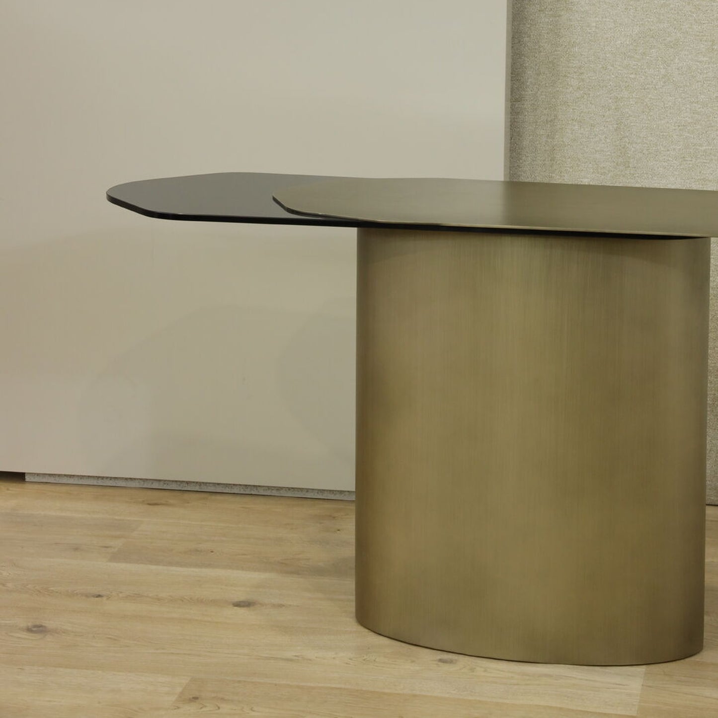 Carine Metal Console Table - Brass Console Table Raffine