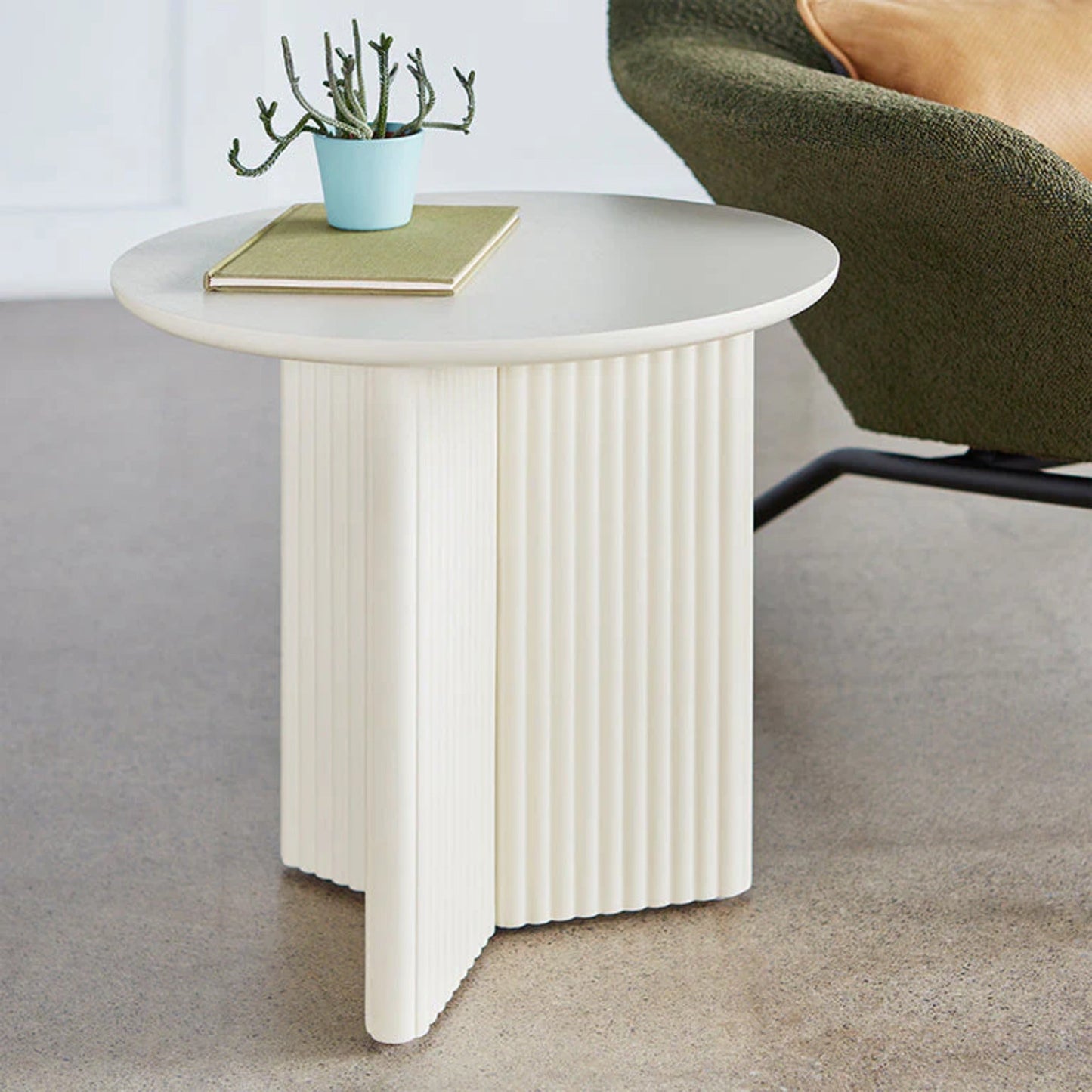 Gus Odeon Round Side Table - Pearl Side Table M+Co Living