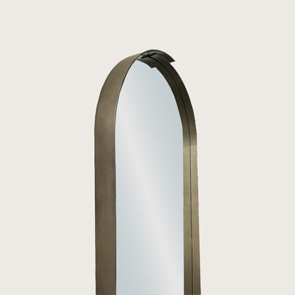 Rene Curved Metal Mirror - Brass Mirror Raffine
