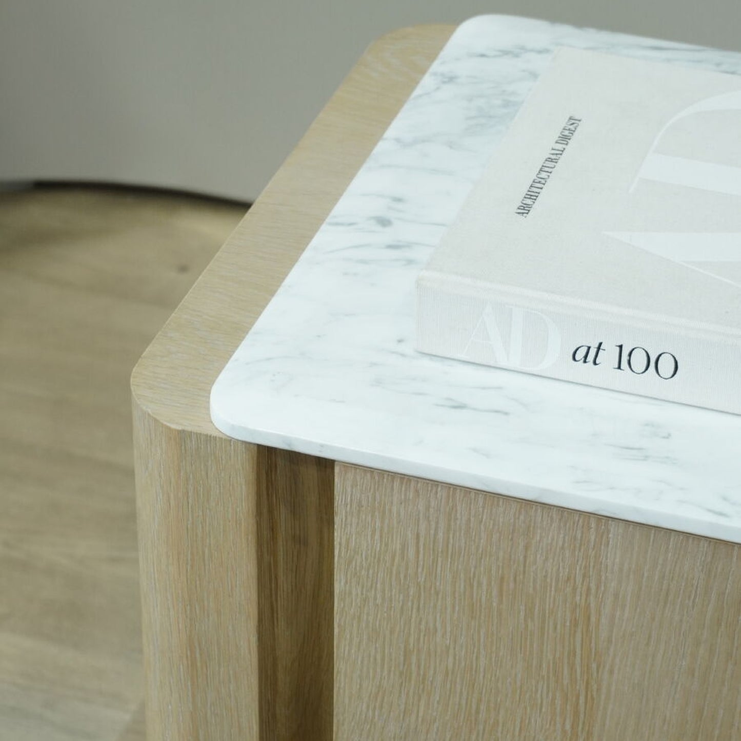Valentine Marble Bedside Table - Brass Bedside Table Raffine