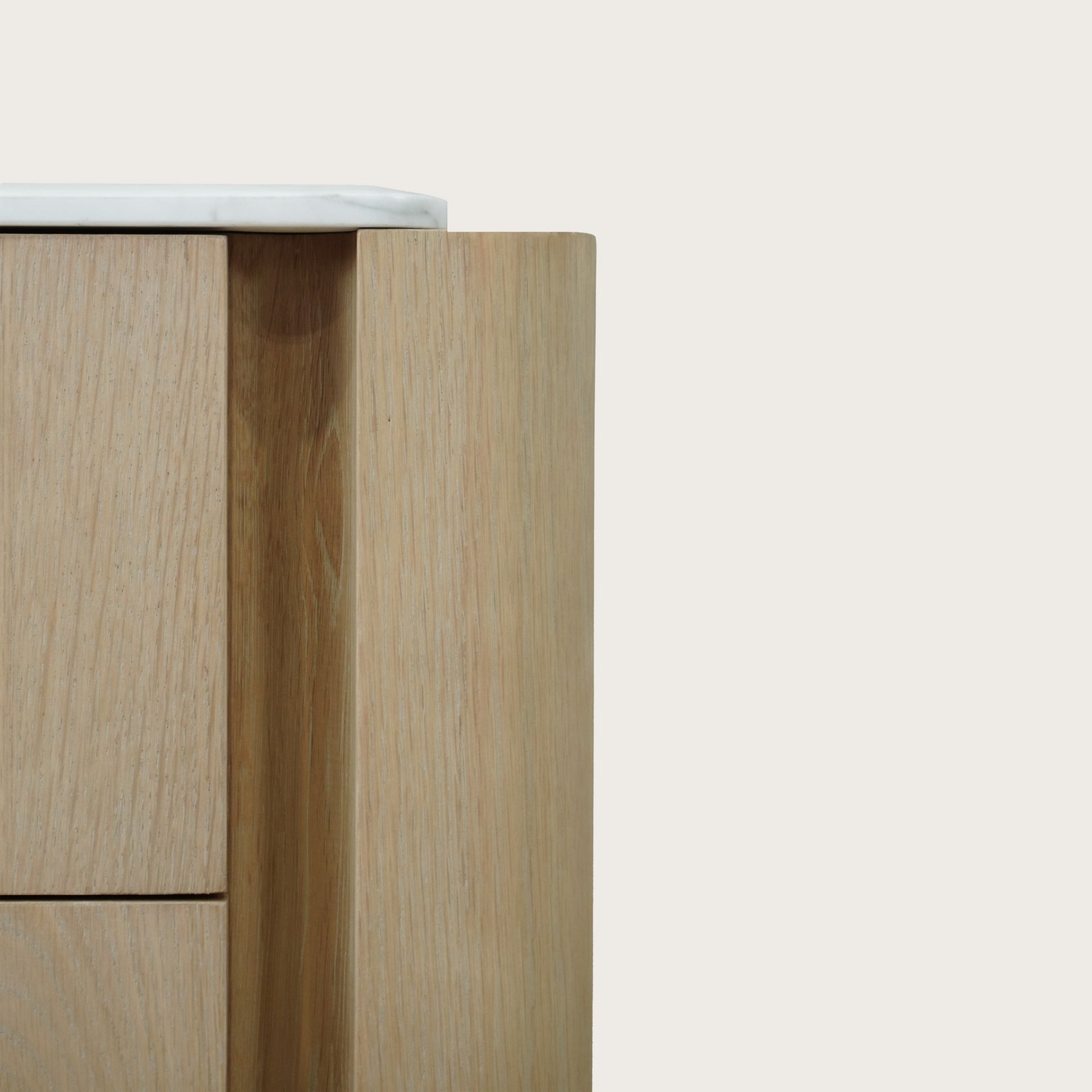 Valentine Marble Bedside Table - Brass Bedside Table Raffine